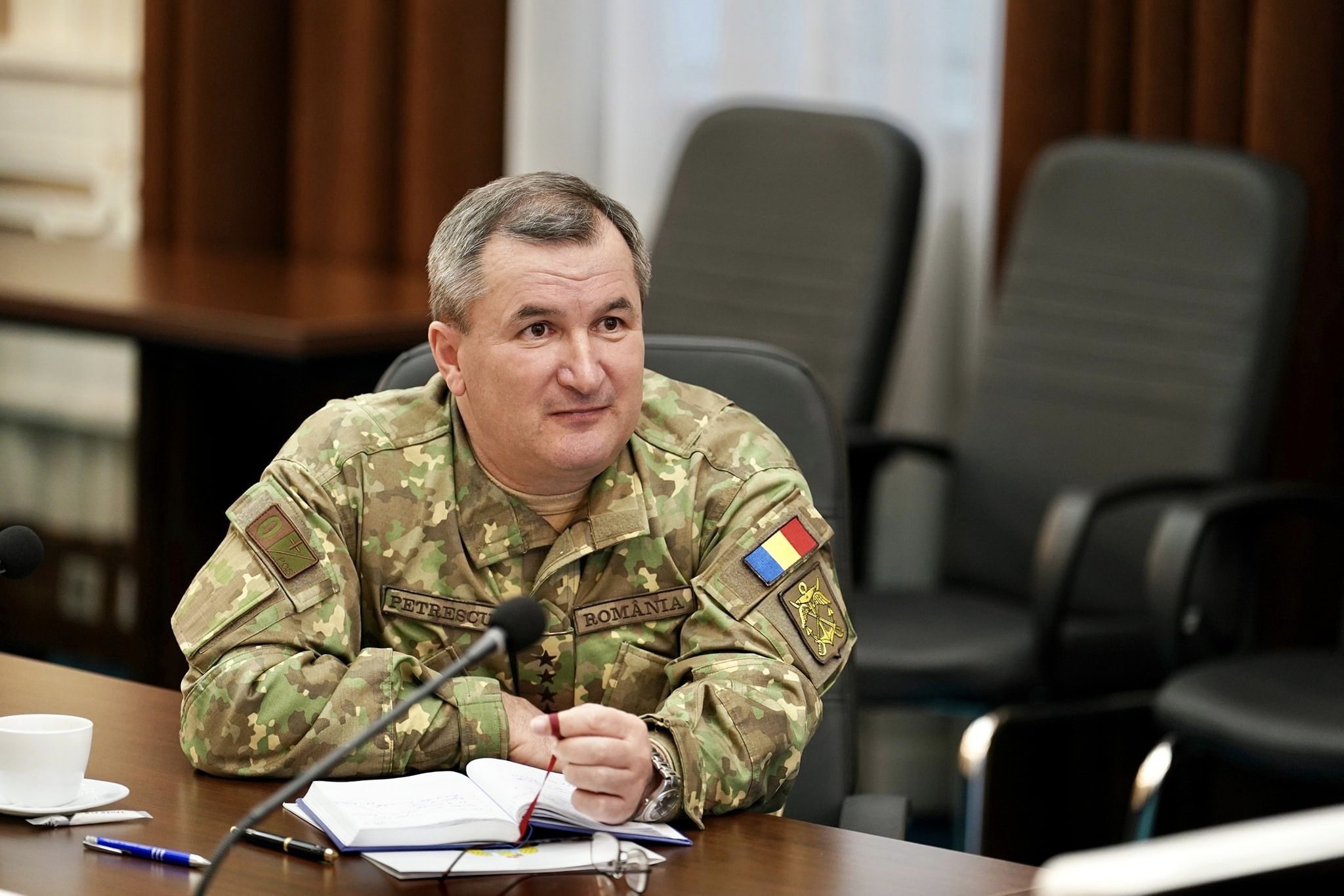 Discuții între șefii Apărării din România și Ucraina, pe fondul intensificării atacurilor rușilor pe Dunăre