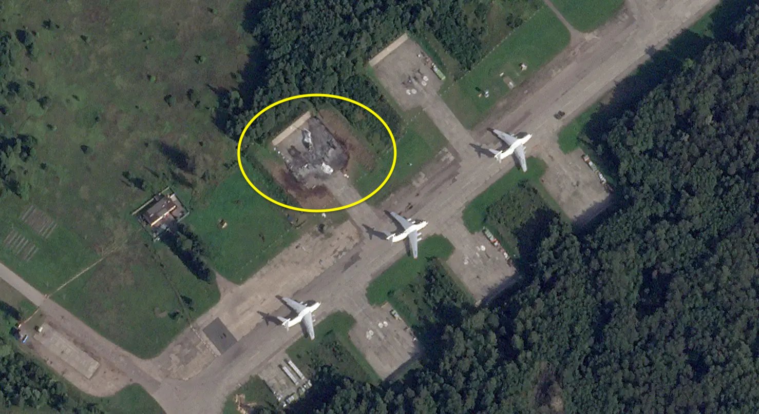 Noi imagini cu avioanele rusești distruse în atacul-surpriză de la Pskov. Primele tancuri Abrams ajung luna aceasta în Ucraina
