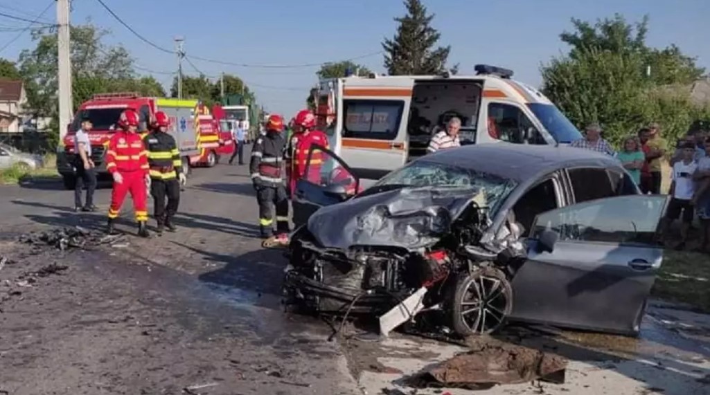 Un șofer de 19 ani și-a ucis mama după ce s-a urcat drogat la volan