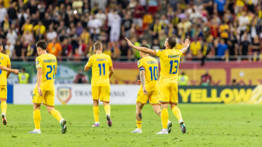 echipa nationala de fotbal a romaniei in meciul cu kosovo