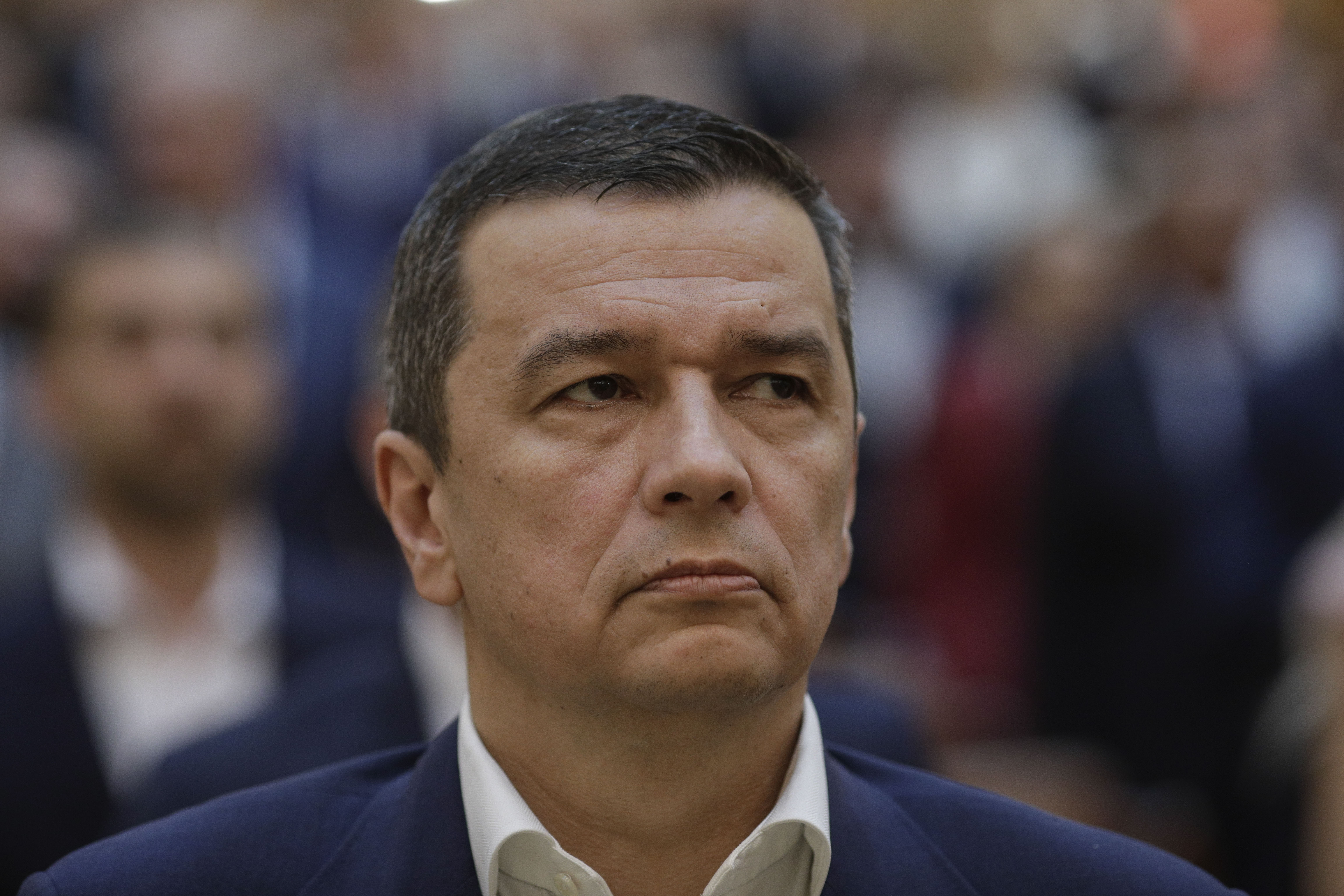 Grindeanu îl atacă pe Ciucă: Dacă nu-ţi place politica, nu trebuie să faci politică. Preşedintele Senatului e o funcţie politică