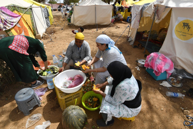 maroc-cutremur-ruine-oameni-profimedia12