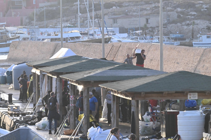 Neonato morto sbarcato a Lampedusa