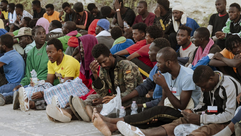 migranți ajunși în Lampedusa
