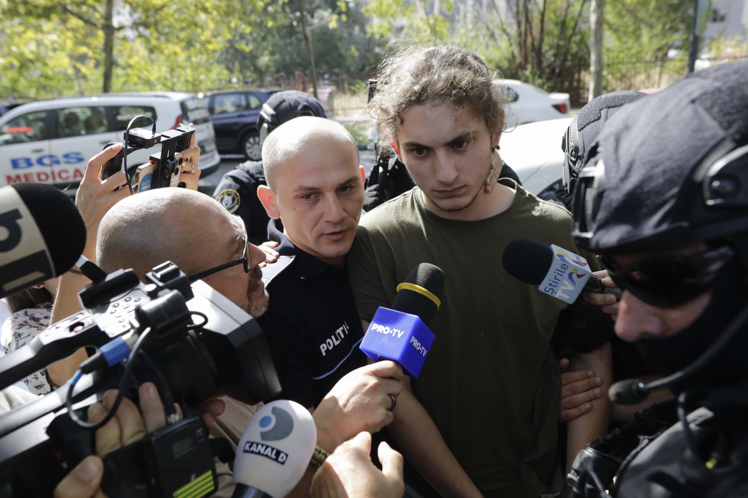Vlad Pascu, șoferul drogat care a ucis doi tineri în localitatea 2 Mai, rămâne în arest. El se află după gratii de 11 luni