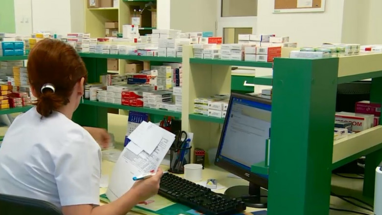 Reprezentantul unui lanţ de farmacii: De mâine vom fi nevoiţi să spunem pacienţilor oncologici că nu sunt bani de medicamente pentru ei