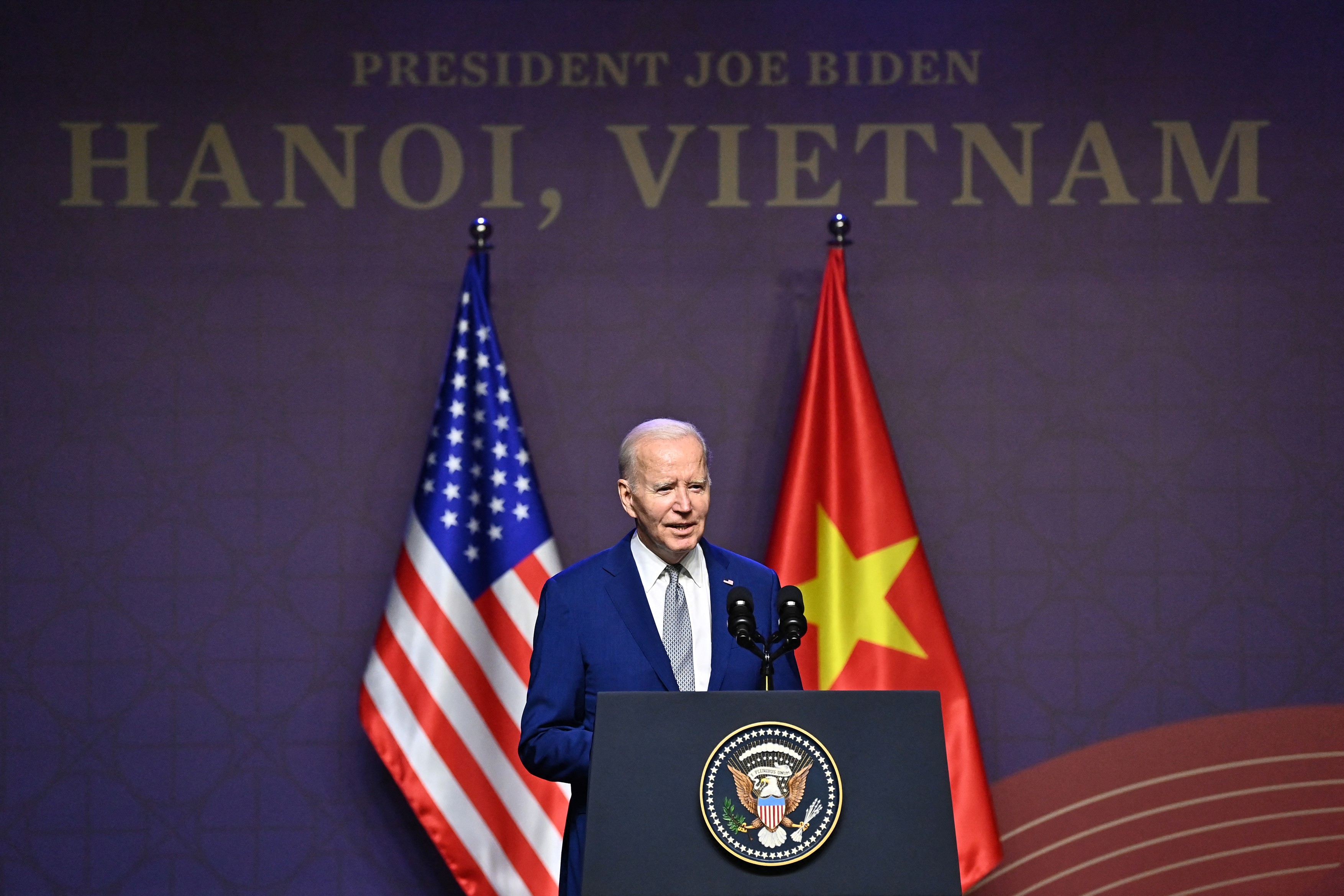 SUA și Vietnam au devenit parteneri strategici. Joe Biden: "Va fi o forță de prosperitate şi securitate în regiune"
