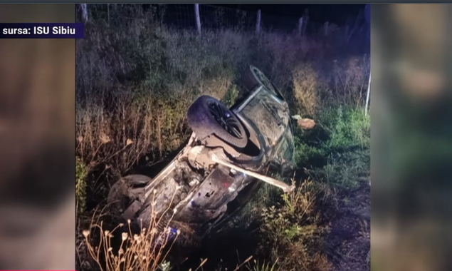 Șase răniți după ce un șofer a intrat pe contrasens și a lovit două mașini, în Sibiu. Trei dintre răniți sunt copii