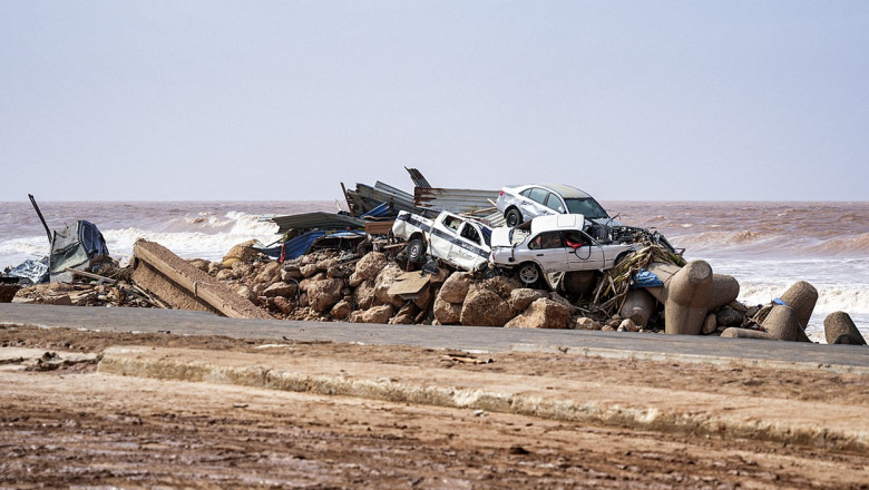 inundatii in libia