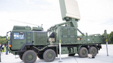 radar care face parte dint-un sistem de aparare antiaeriana