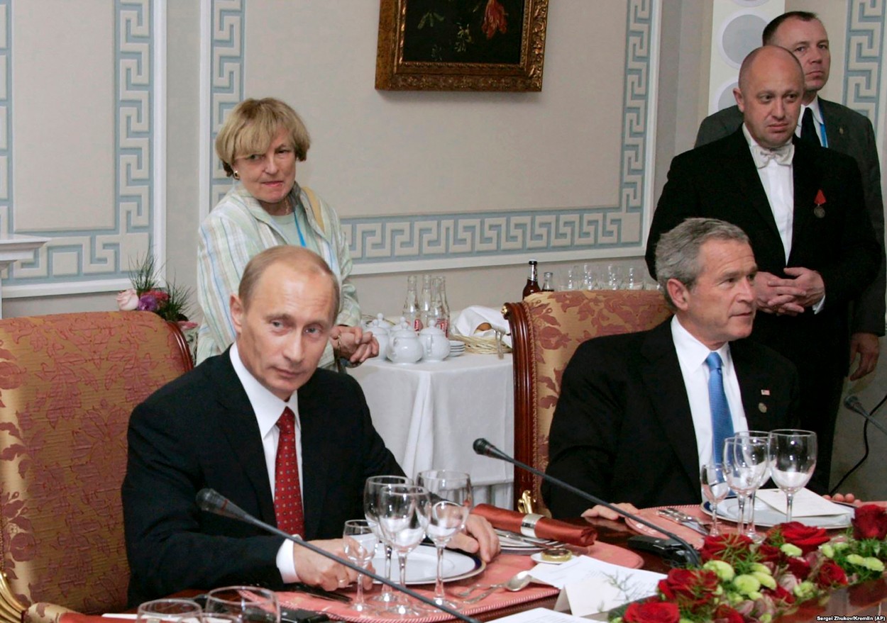 FOTO George Bush spune că a fost „șocat” să afle că Evgheni Prigojin i-a servit cina. „Tot ce știu e că am supraviețuit”