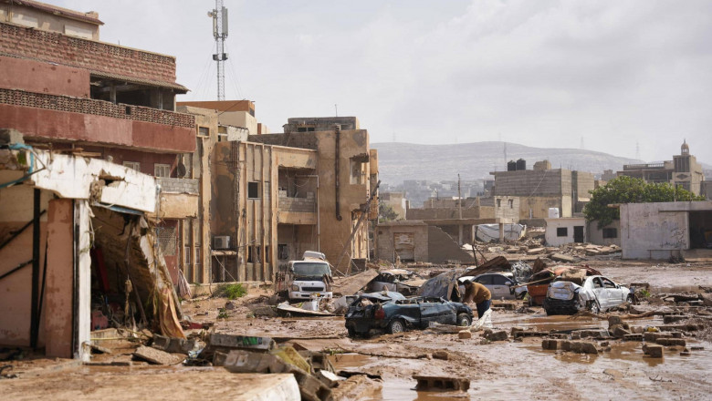 efectele inundatiilor din libia