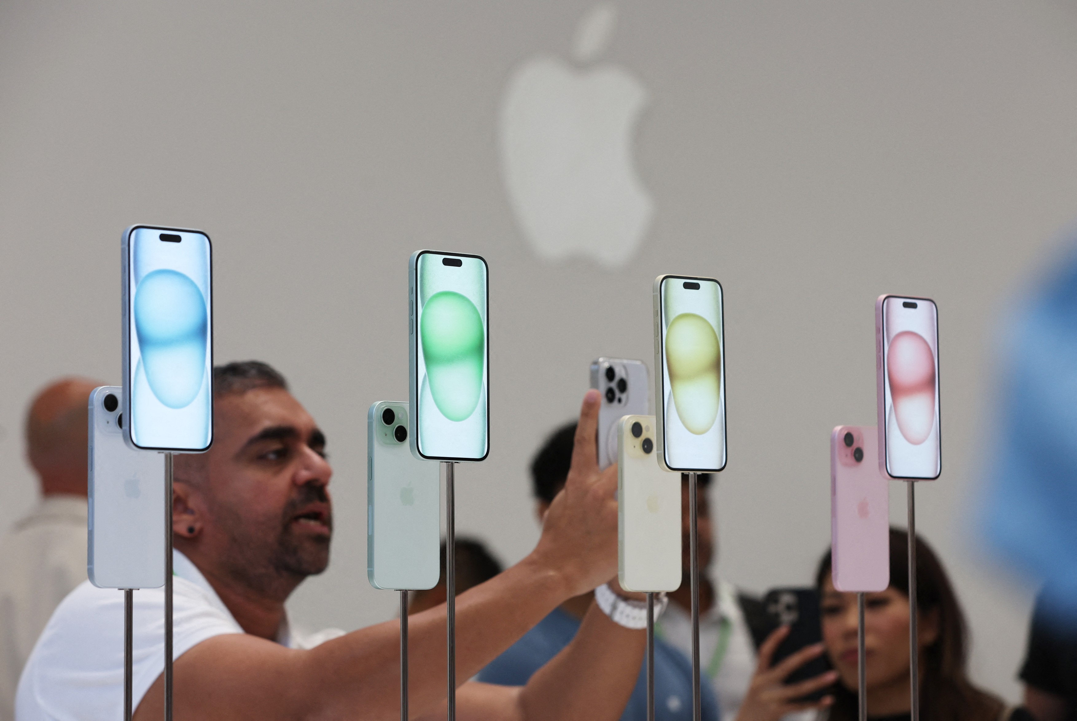 Lansarea iPhone 15, prima serie de smartphone Apple cu USB C