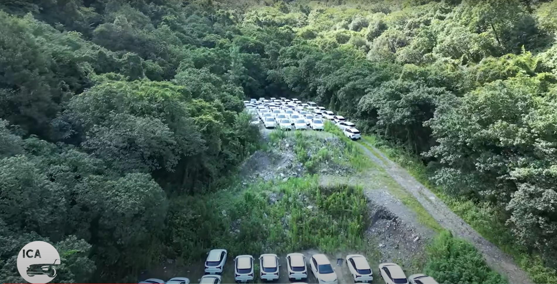 VIDEO Misterul "cimitirelor" de mașini electrice abandonate pe câmpurile din China, elucidat. Care este explicația