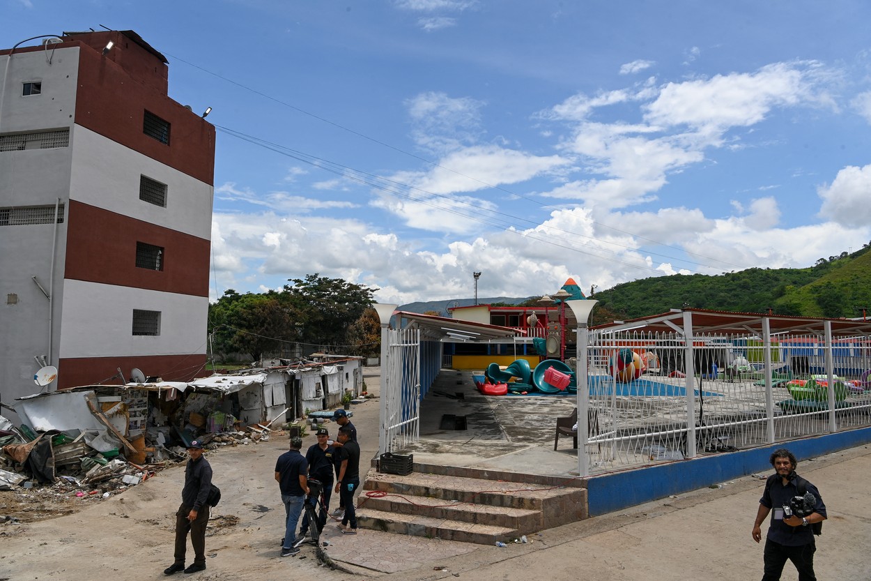 Tren de Aragua, banda criminală pe care Trump vrea să o scoată din SUA. Gruparea s-a format într-o închisoare luată cu asalt de Maduro