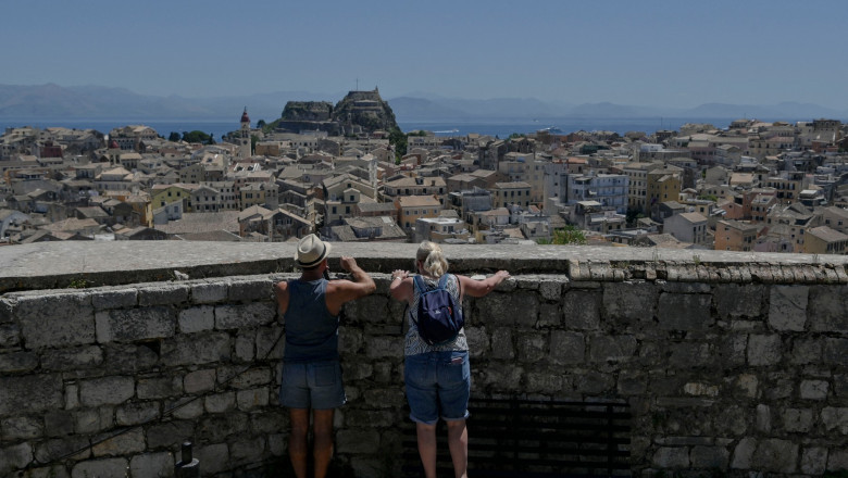 turisti in grecia