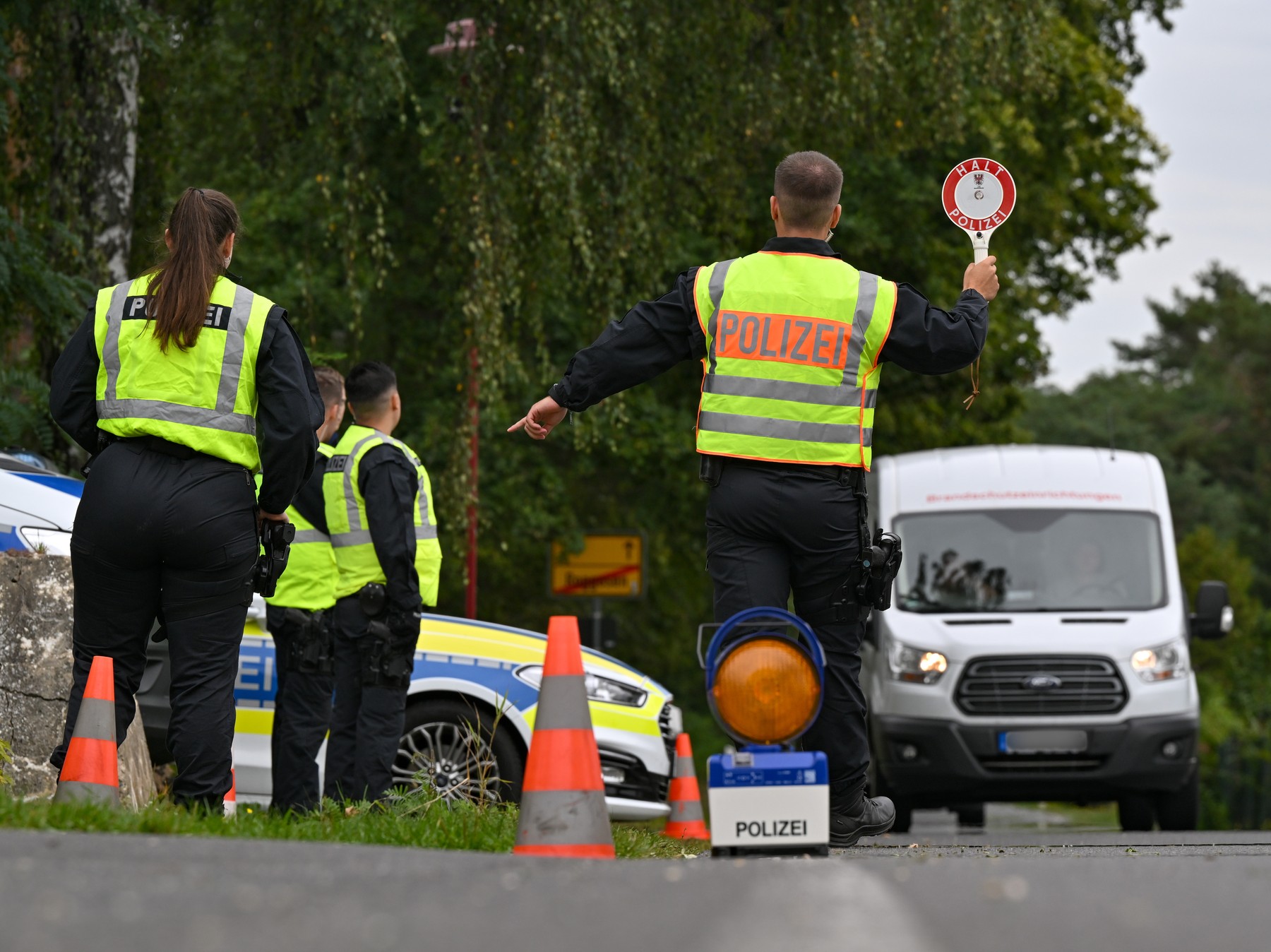 Germania, controale mai stricte la granița cu Polonia și Cehia împotriva imigrației ilegale. Subiectul, pe agenda Consiliului JAI