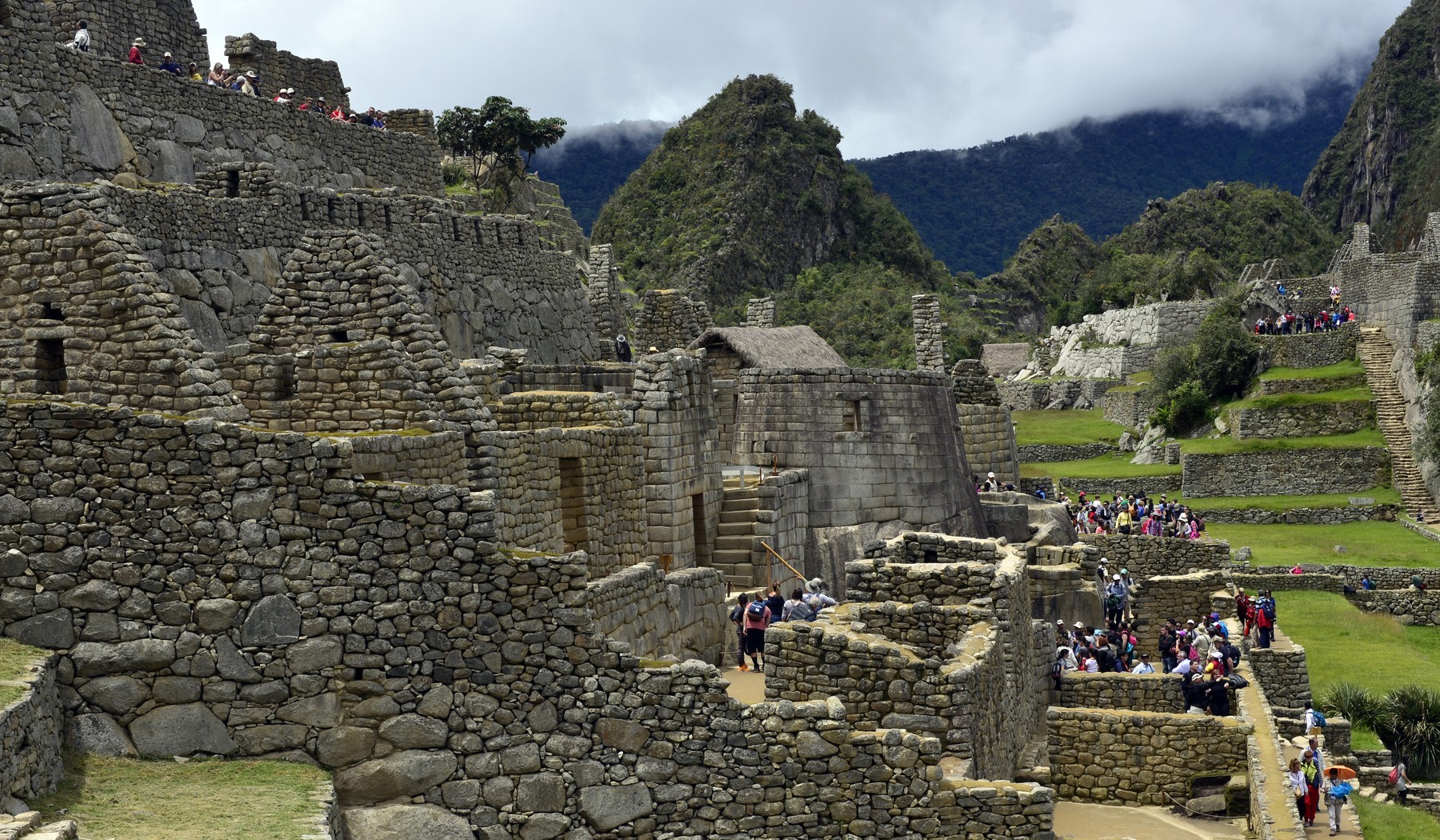 O parte a citadelei Machu Picchu a fost închisă din cauza „pagubelor ireversibile” provocate de turism