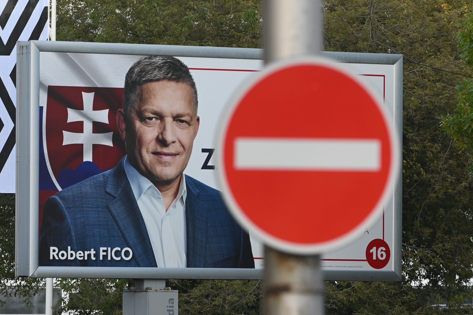 Temeri în NATO, înainte de alegerile din Slovacia. Partidul cotat cu mari șanse în sondaje e condus de un simpatizant al Rusiei