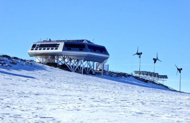 stația-polară-prințesa-elisabeta-antarctica-2