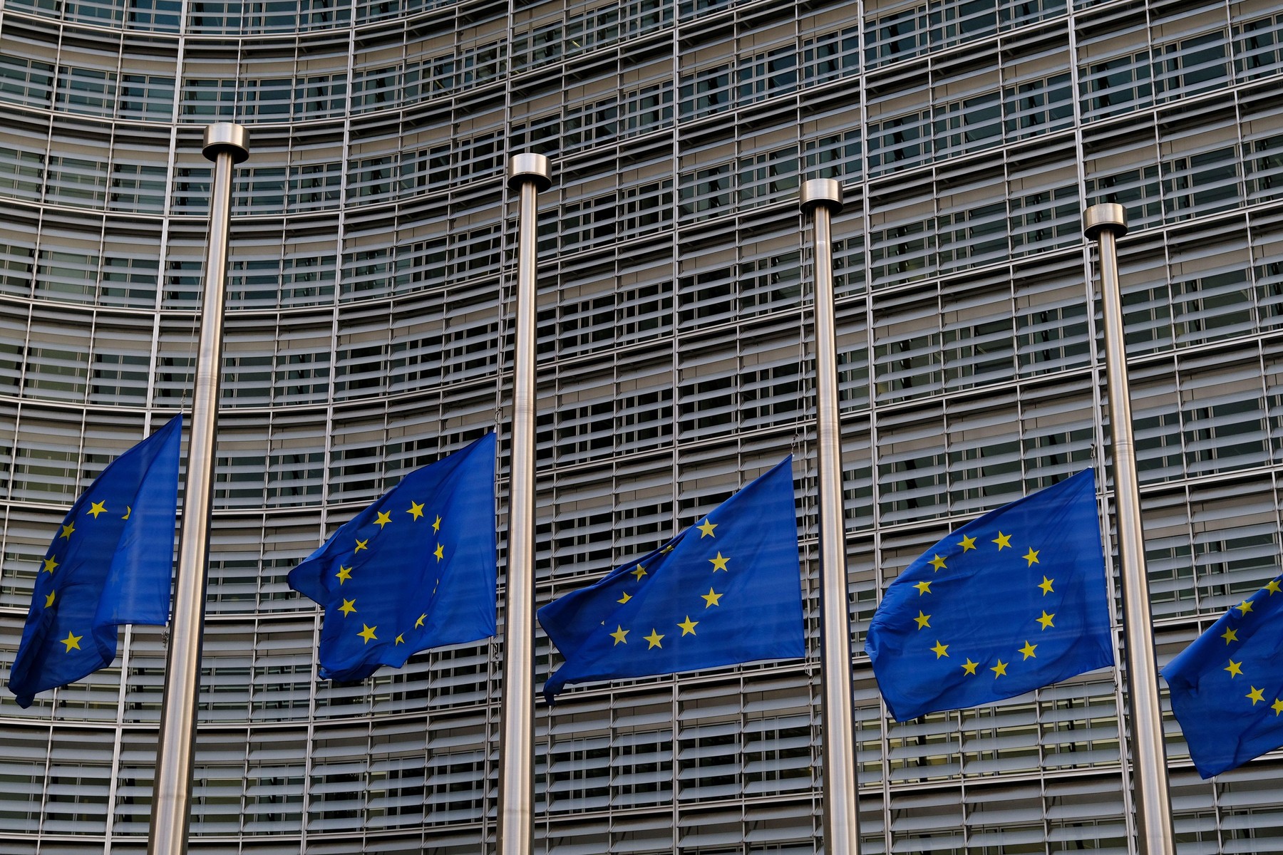 România primește 2,8 miliarde de euro din PNRR, a doua tranșă acceptată de Comisia Europeană