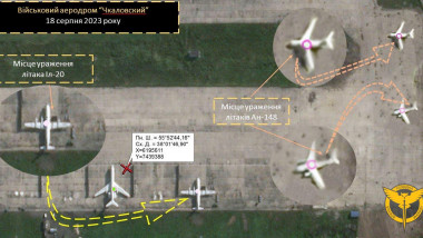 avioane rusesti pe aeroport militar vazute din satelit
