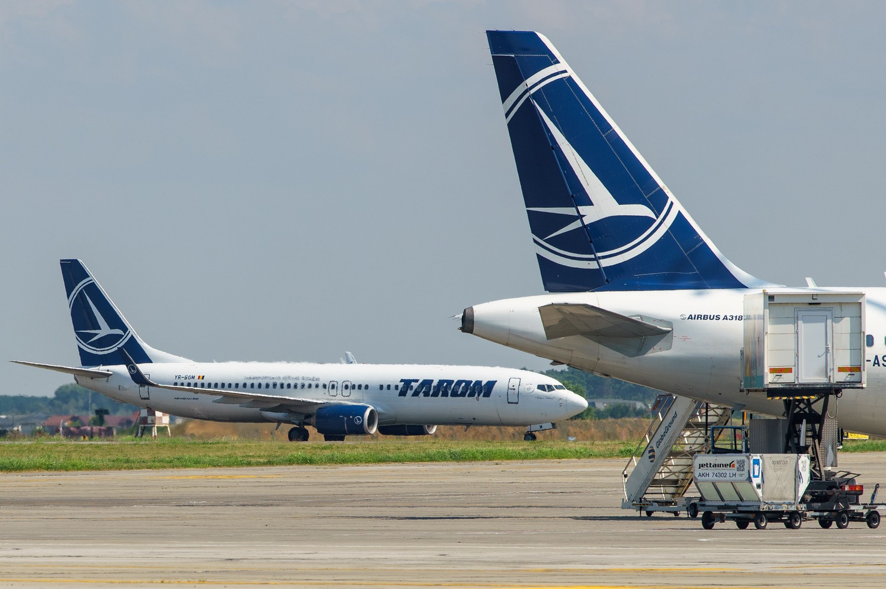 Trei iranieni, prinși cu documente false pe Aeroportul Henri Coadă. Încercau să intre ilegal în Schengen