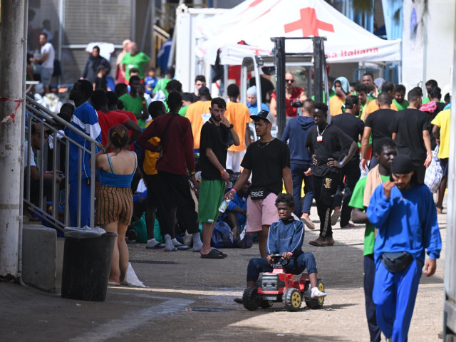 La Francia non accetterà migranti dall’isola italiana di Lampedusa