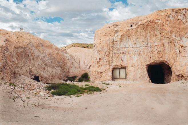 AUSTRALIAN TOWN LOCATED UNDERGROUND