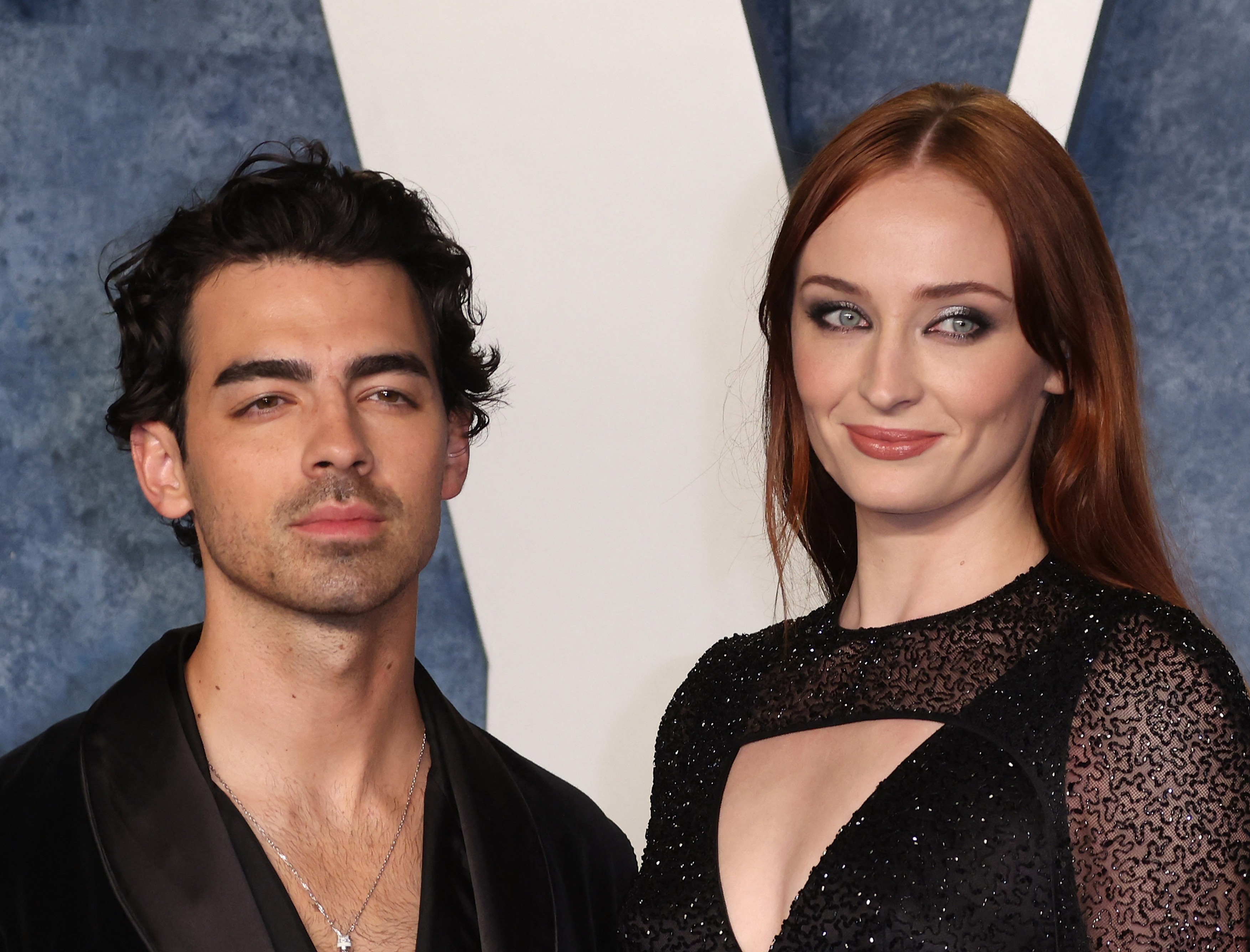 Divorțul dintre Sophie Turner și Joe Jonas se complică. Actrița vrea să-și crească cei doi copii în Regatul Unit