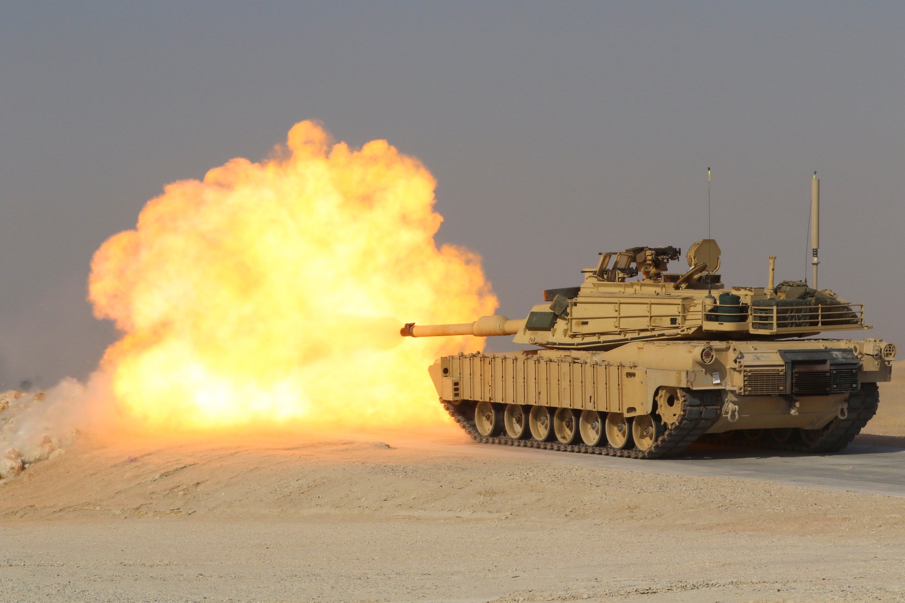 Un soldat american a fost arestat pentru spionaj. El ar fi încercat să furnizeze Rusiei un card cu informații despre tancul M1A2 Abrams