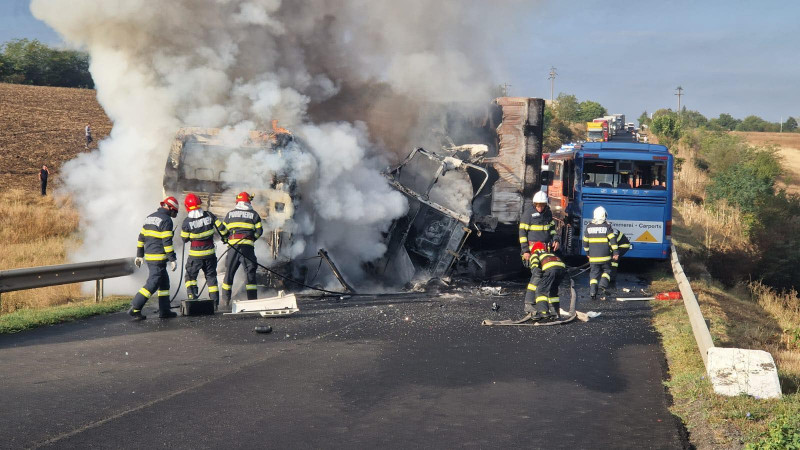 Accident grav în Teleorman, între două autocare și un TIR. Foto: ISU