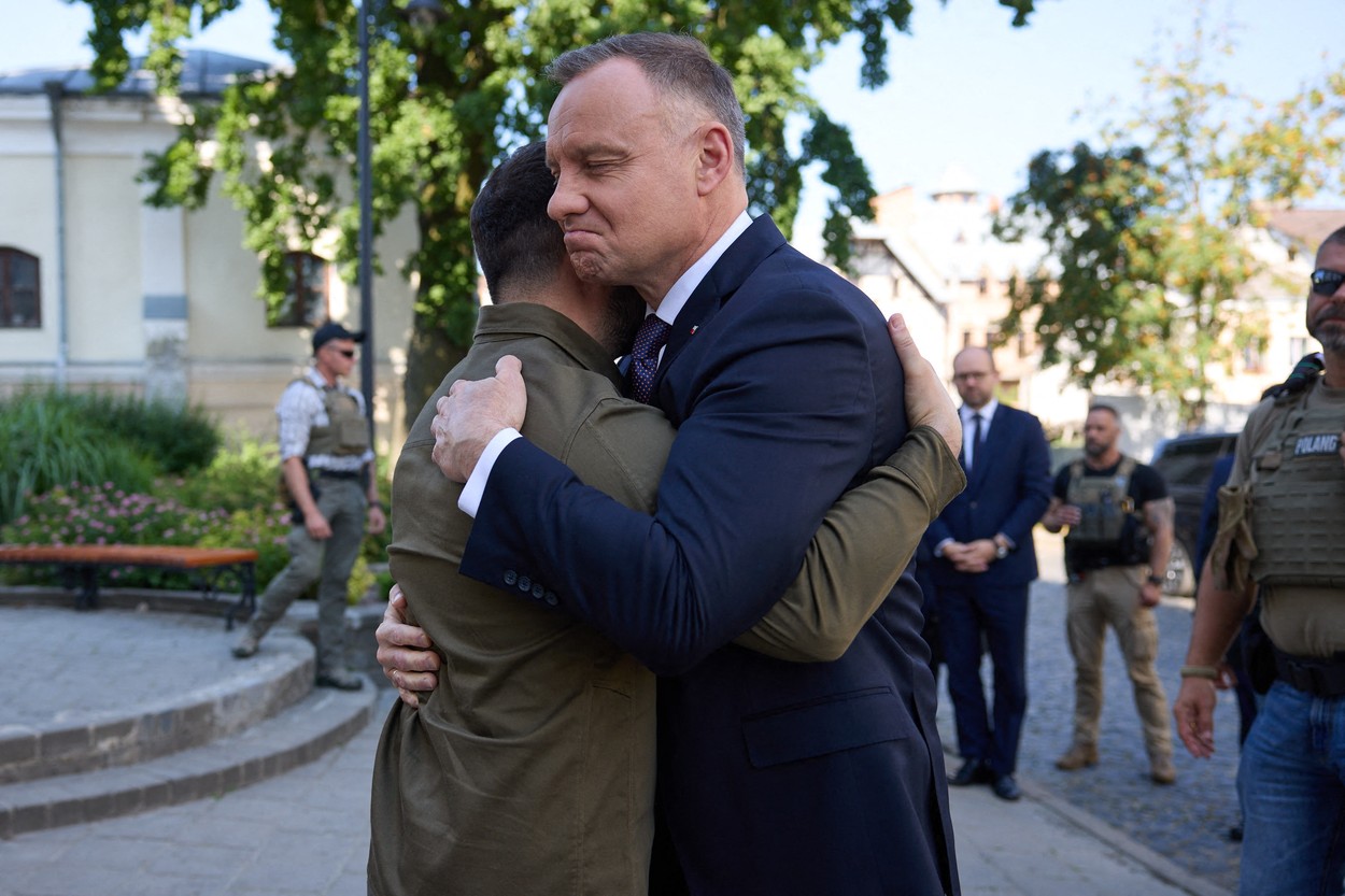 Președintele Poloniei spune că disputa cu Ucraina privind cerealele nu va afecta „semnificativ” relațiile dintre cele două țări