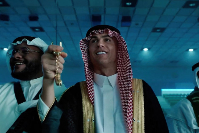 Cristiano Ronaldo in Saudi Costume Celebrating Nationa Day - Riyadh