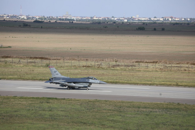 f-16 sua la borcea foto mapn 5