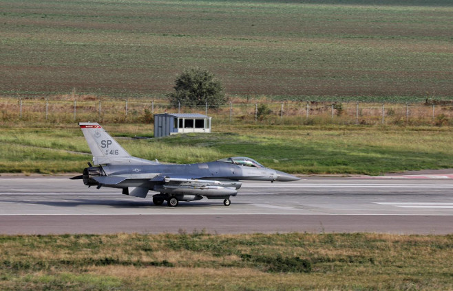 f-16 sua la borcea foto mapn 10