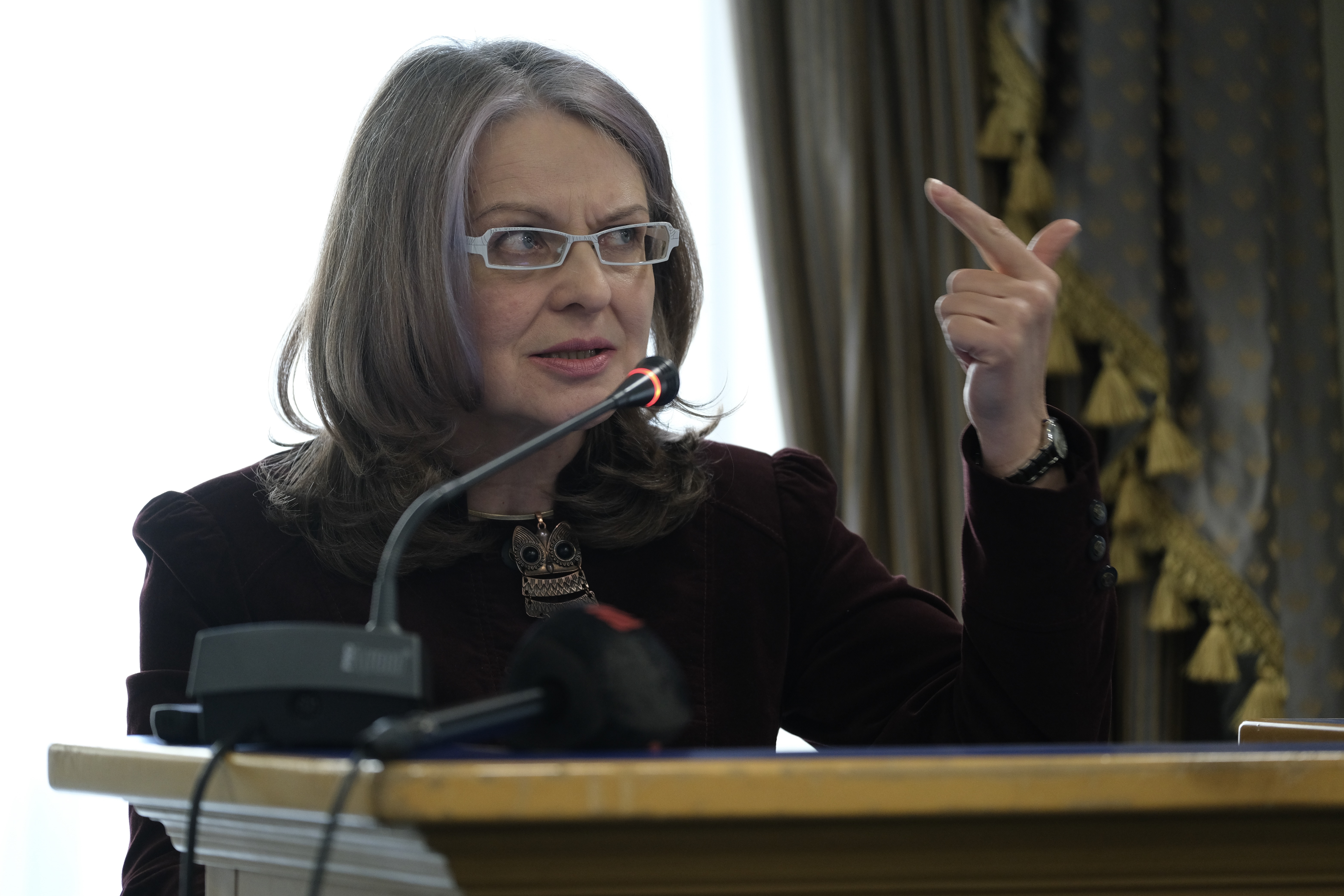 Fosta soție a lui Dumitru Buzatu: Averea e legală, nu am argument să spun că nu, că știu cum se duce la prășit, la strâns fân