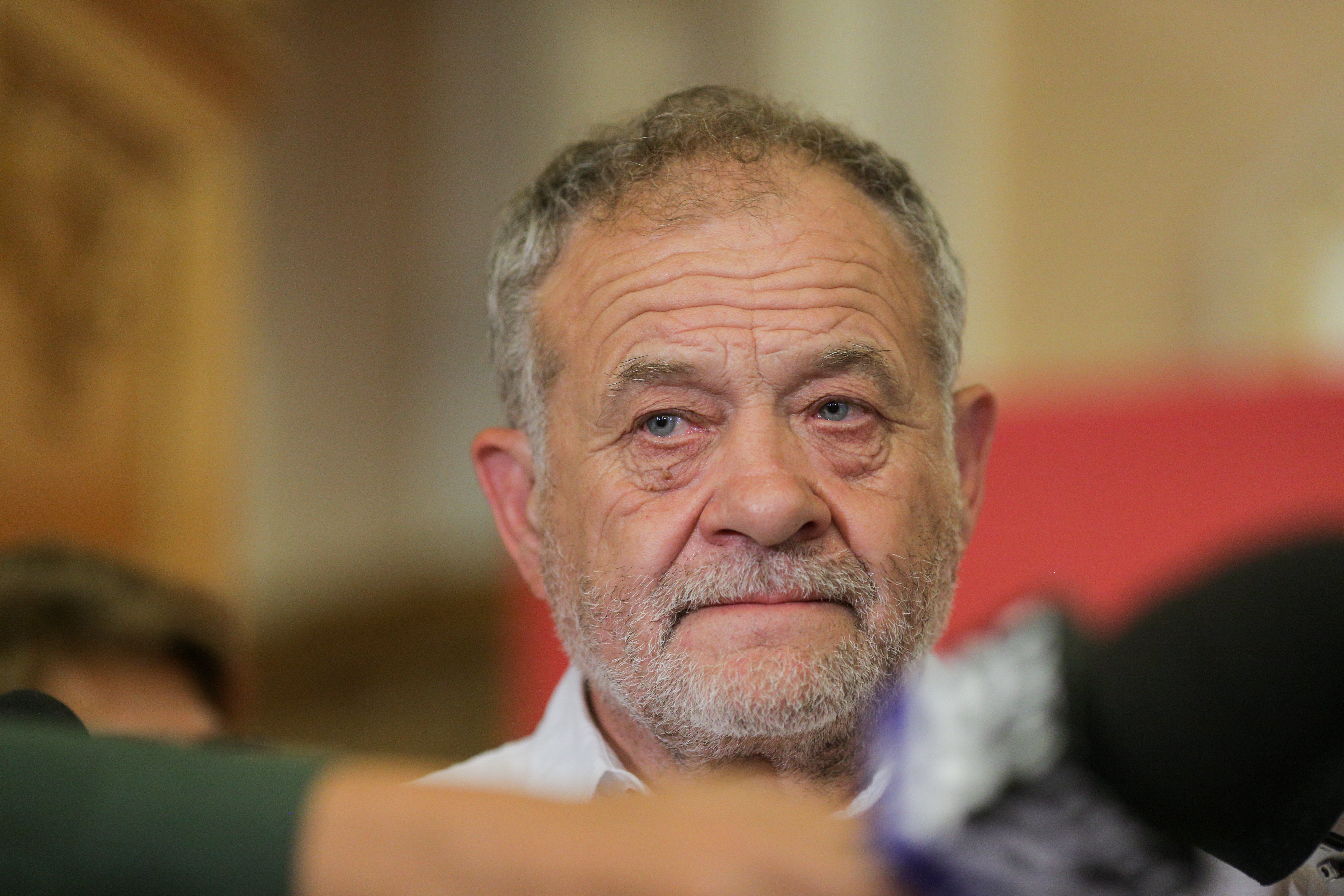 Prefectul de Vaslui anunță că îl va suspenda pe Dumitru Buzatu din funcţia de preşedinte al Consiliului Judeţean