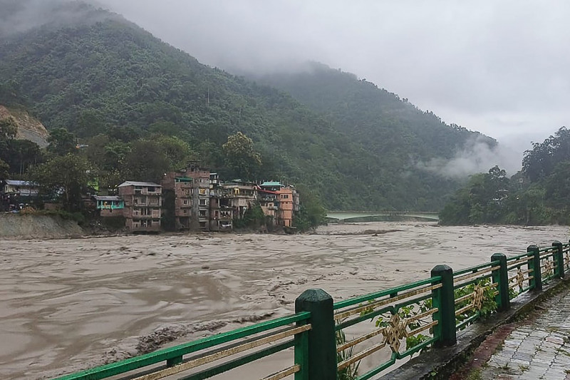 inundatii in india