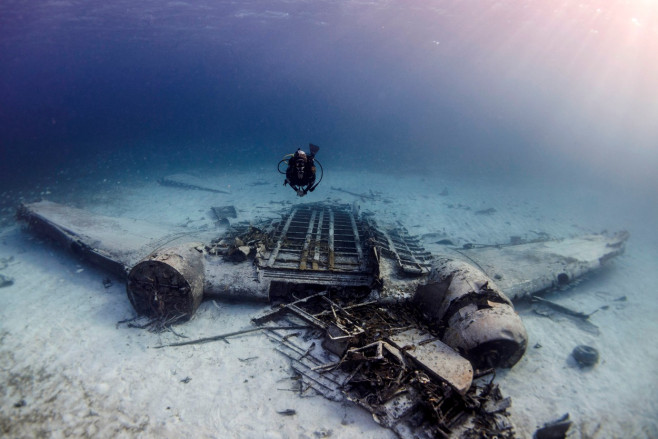 DRUG SMUGGLING PLANE WRECK