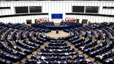 Parlamentarii europeni în sesiune la Strasbourg, vedere generala