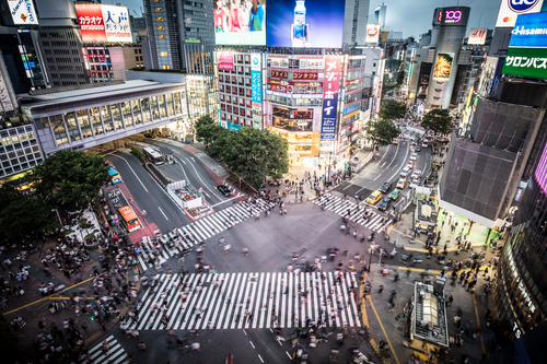 Turiştii care vizitează Tokyo de Halloween sunt sfătuiţi să „stea departe” de zona Shibuya