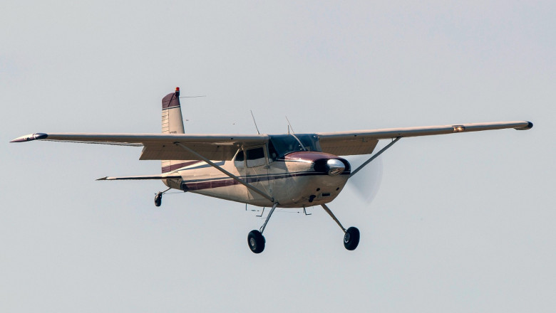 Avion Cessna 180