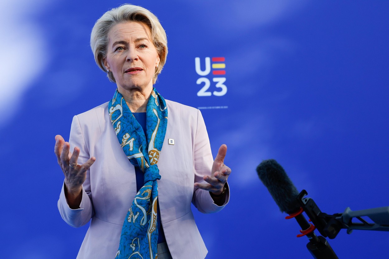 Ursula von der Leyen a primit un dar neașteptat în timp ce vizita celebrul palat Alhambra din Granada