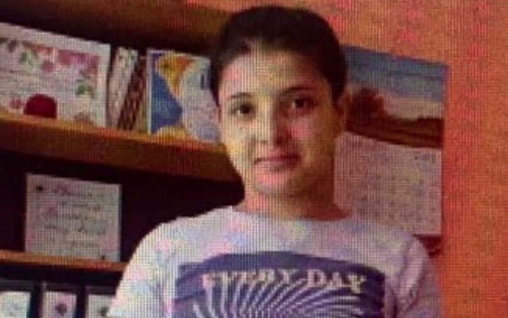 Fetiță de 12 ani, dispărută fără urmă, la Arad. Polițiștii cer ajutorul cetățenilor