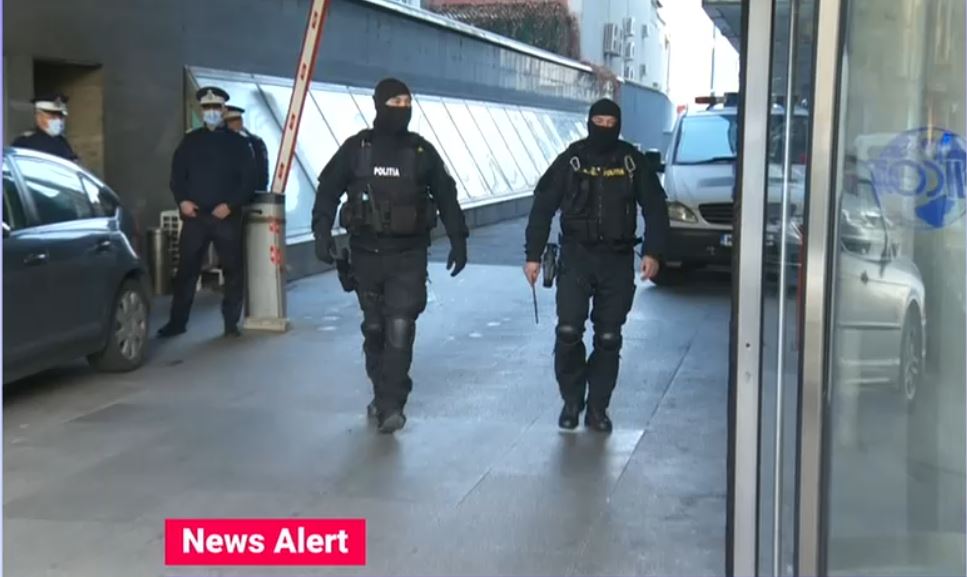 Un fost primar din Caraș-Severin a fost ridicat de DIICOT pentru proxenetism: O fetiță de 11 ani a fost abuzată cu ajutorul mamei