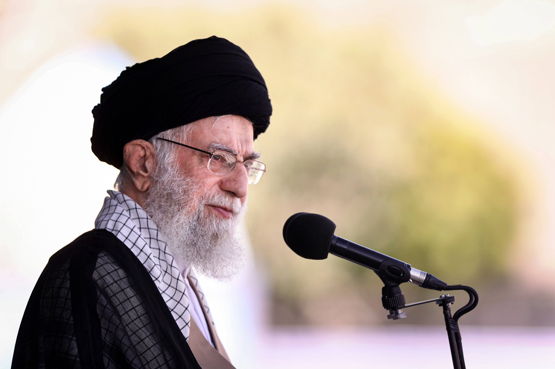 Ayatollahul Iranului spune că Israelul „e pe cale să fie distrus”: „Se descompune treptat sub ochii popoarelor lumii”