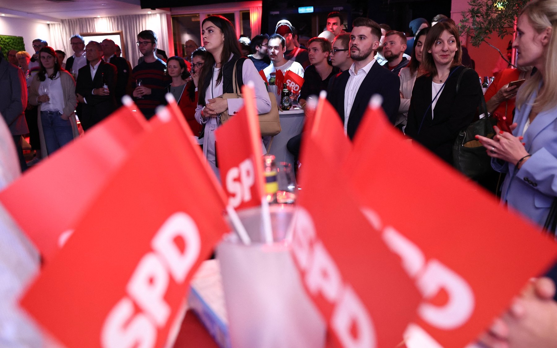 Alegeri regionale în Germania. Partidele de centru-dreapta câştigă în două landuri-cheie, coaliția lui Scholz se prăbușește, AfD crește