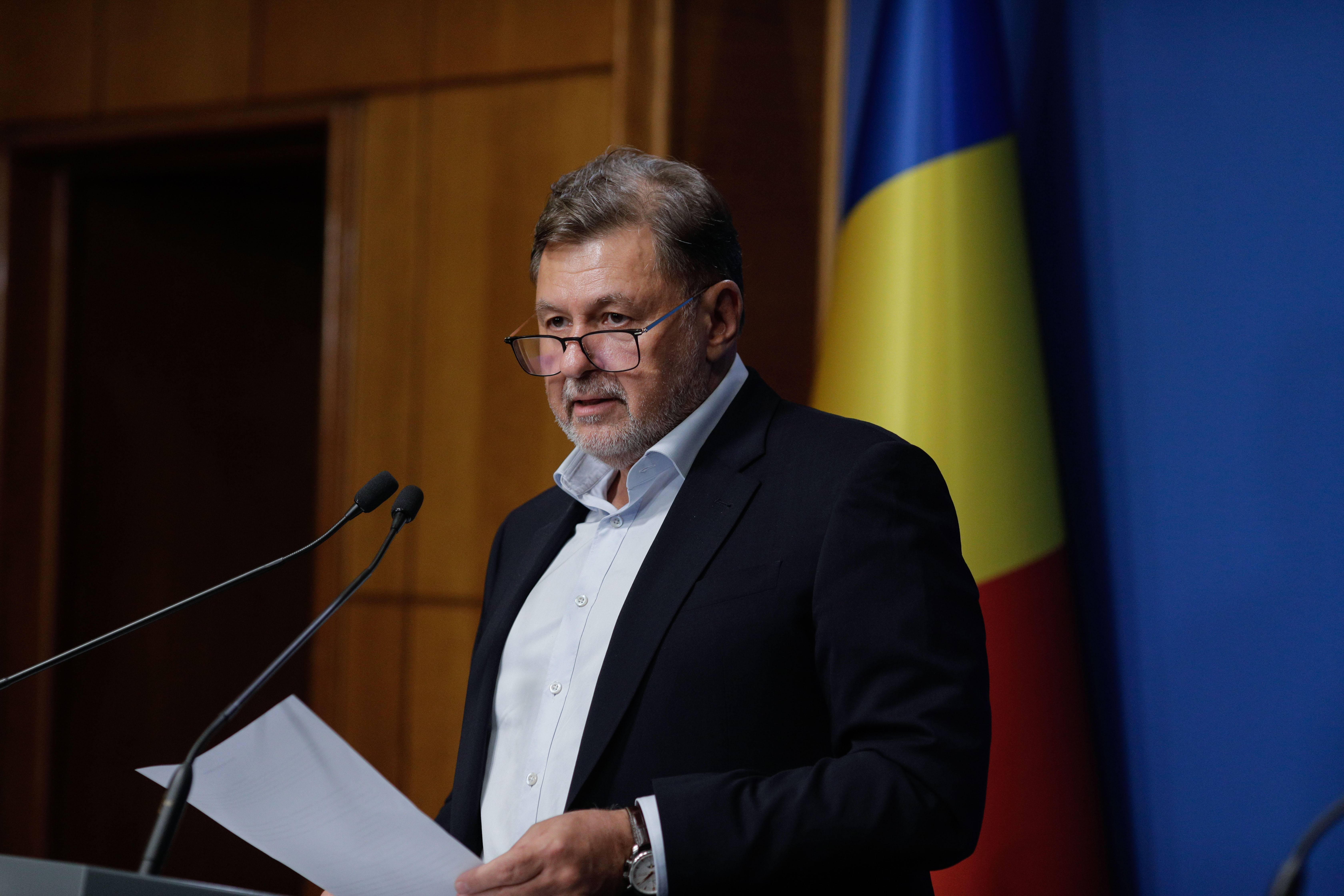 Ministrul Sănătății vrea să încheie contractul cu Pfizer pentru vaccinurile anti-COVID: "Ar trebui să mai luăm 27 de milioane de doze"