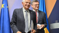 Josep Borrell și Dmitro Kuleba.